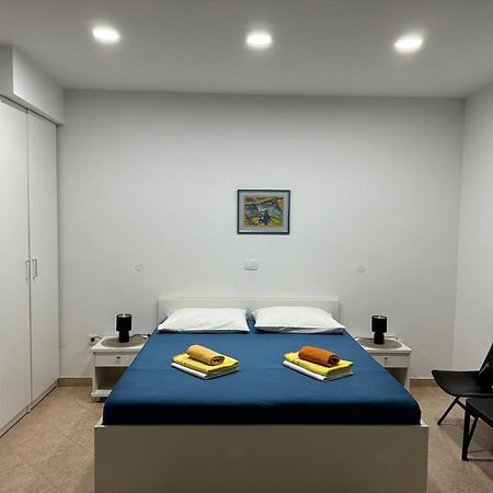 诺瓦利娅Emanuela 2公寓 外观 照片